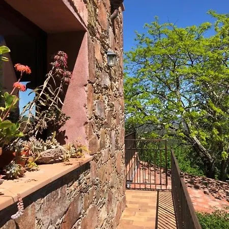La Maison De Nathalie Bed & Breakfast Les Mayons