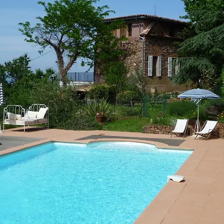 La Maison De Nathalie Bed & Breakfast 3*